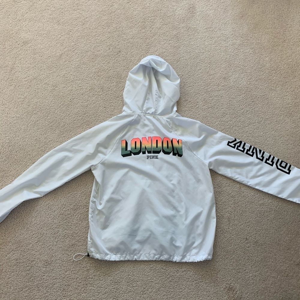 VS PINK Anorak